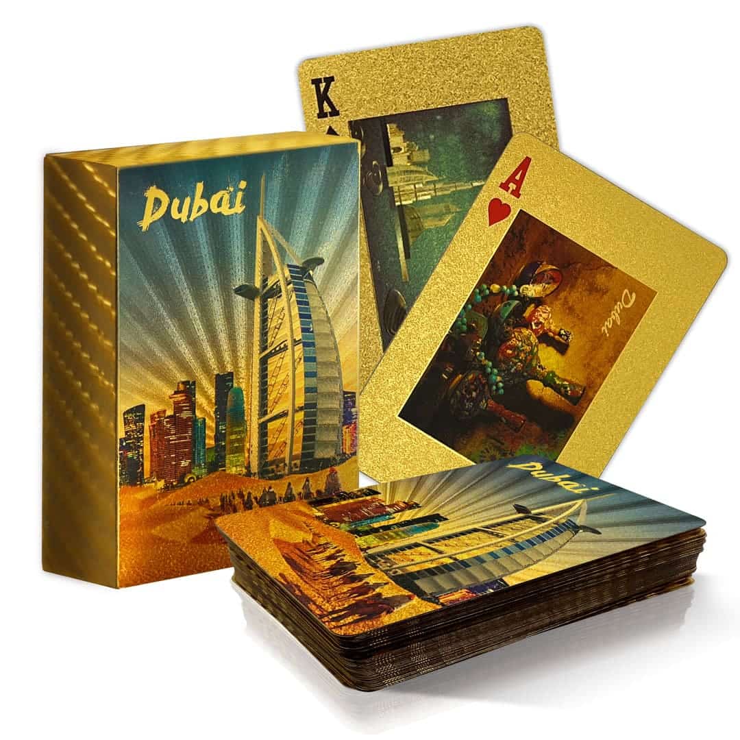 Cartas de pôquer de cenário de Dubai com folha de ouro Burj Al