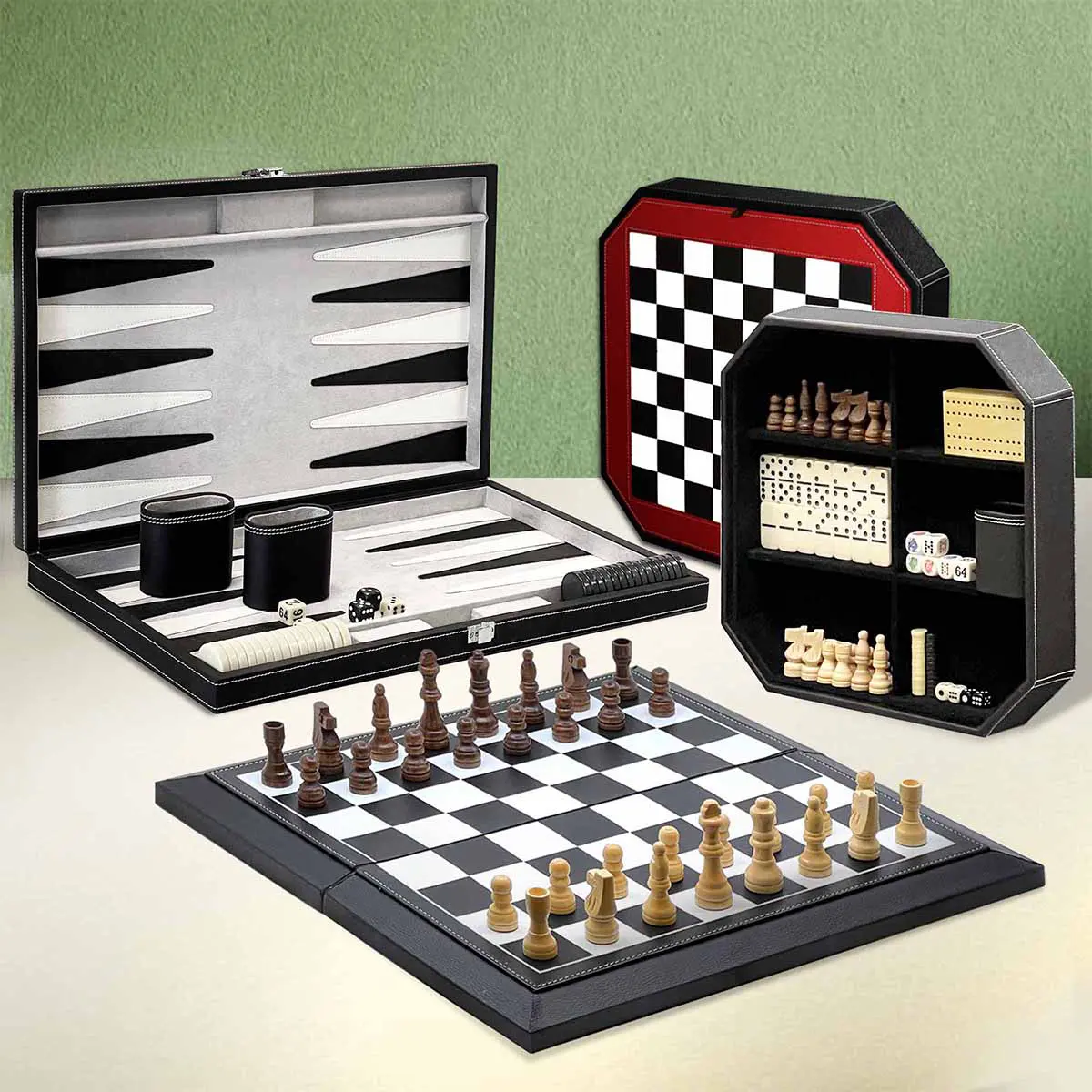 Jeu d'échecs noir classique et collection de jeux de société