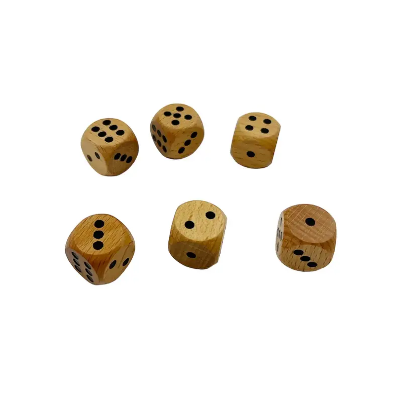 Dados de madera natural con esquinas redondeadas